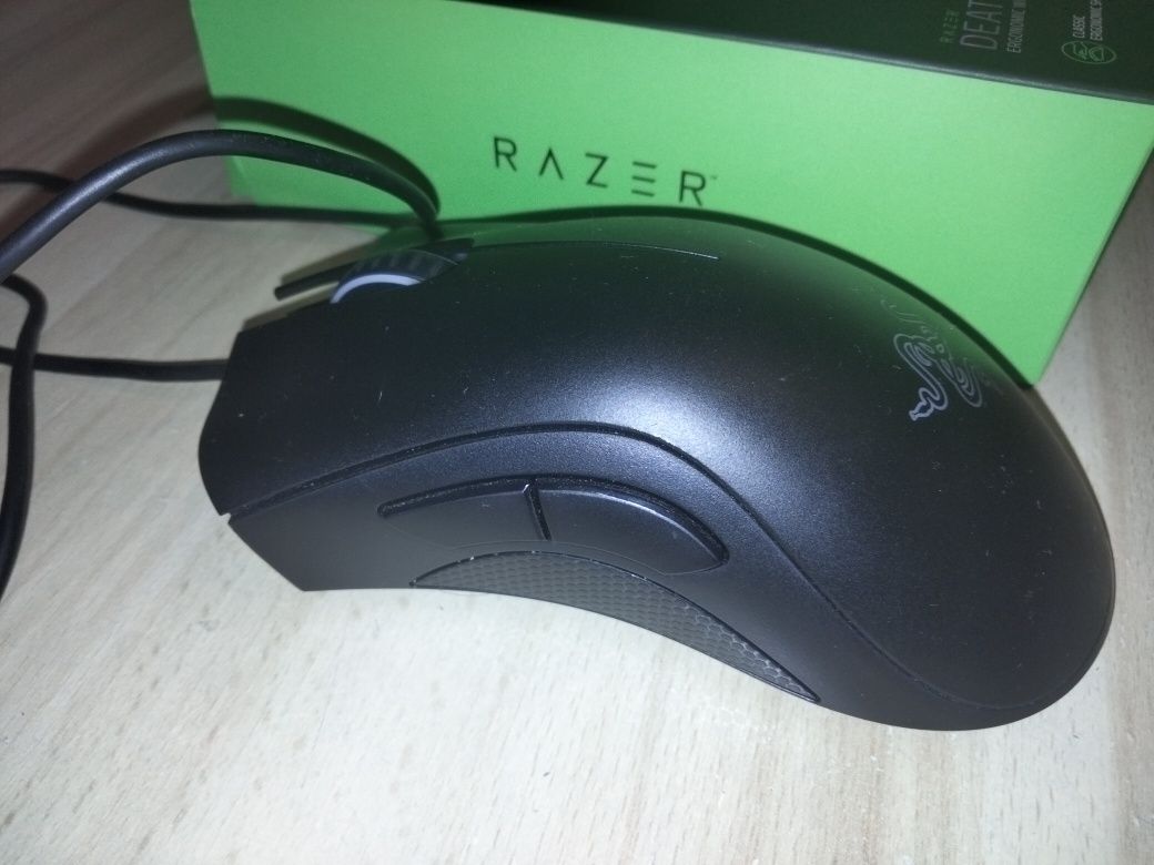 Игровая мышь Razer Deathadder Essential