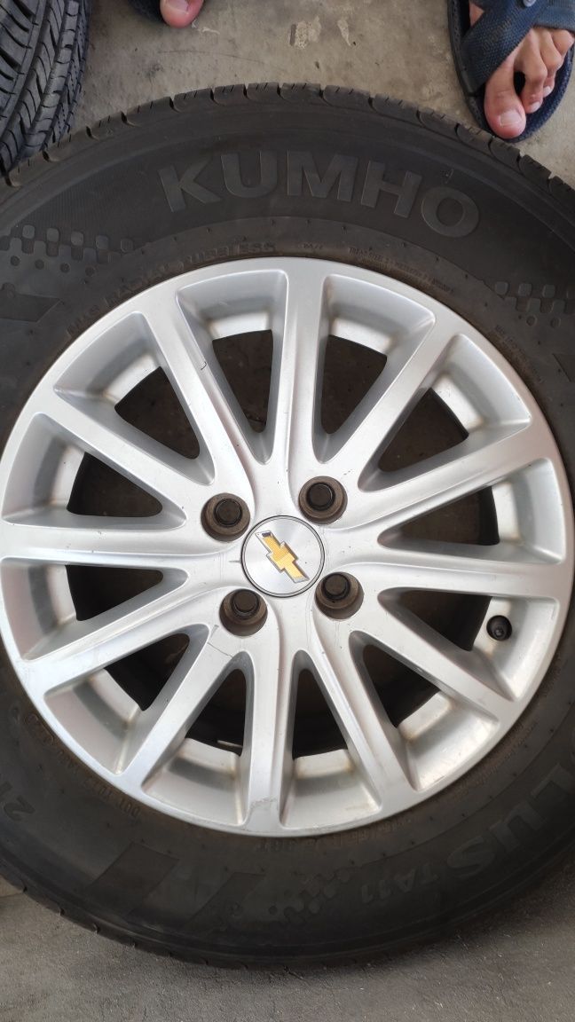 Cobalt диска балон сотилади Kumho solus балонлари билан
