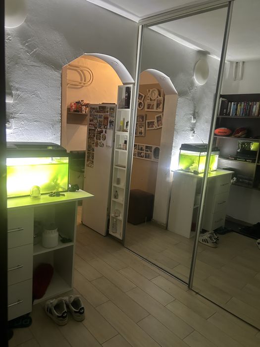 Ap 2 camere ..se vinde urgent