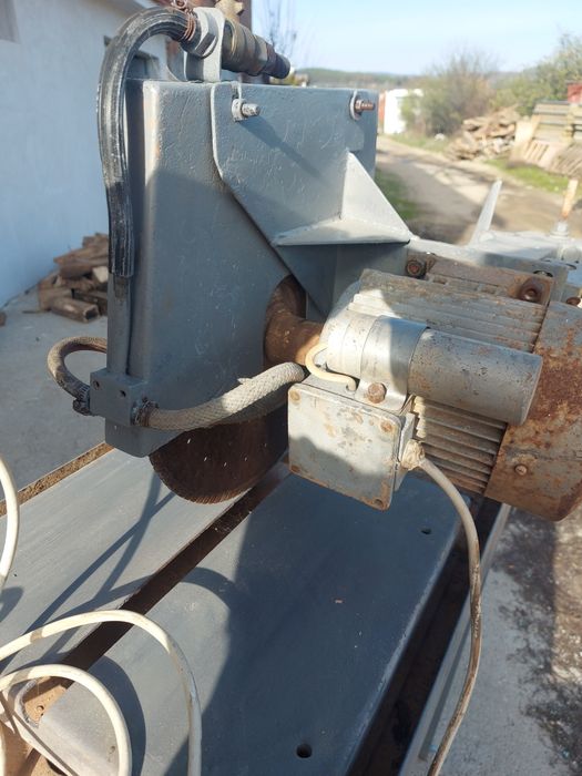 Машина за рязане на тухли