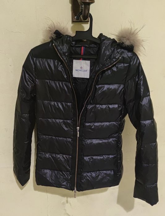 Moncler дамско яке S