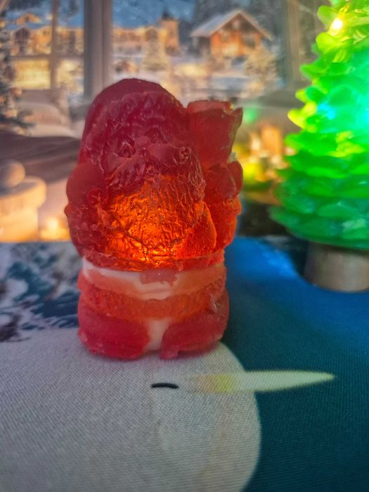 Коледни светещи декорации от глицеринов сапун – уникален сет