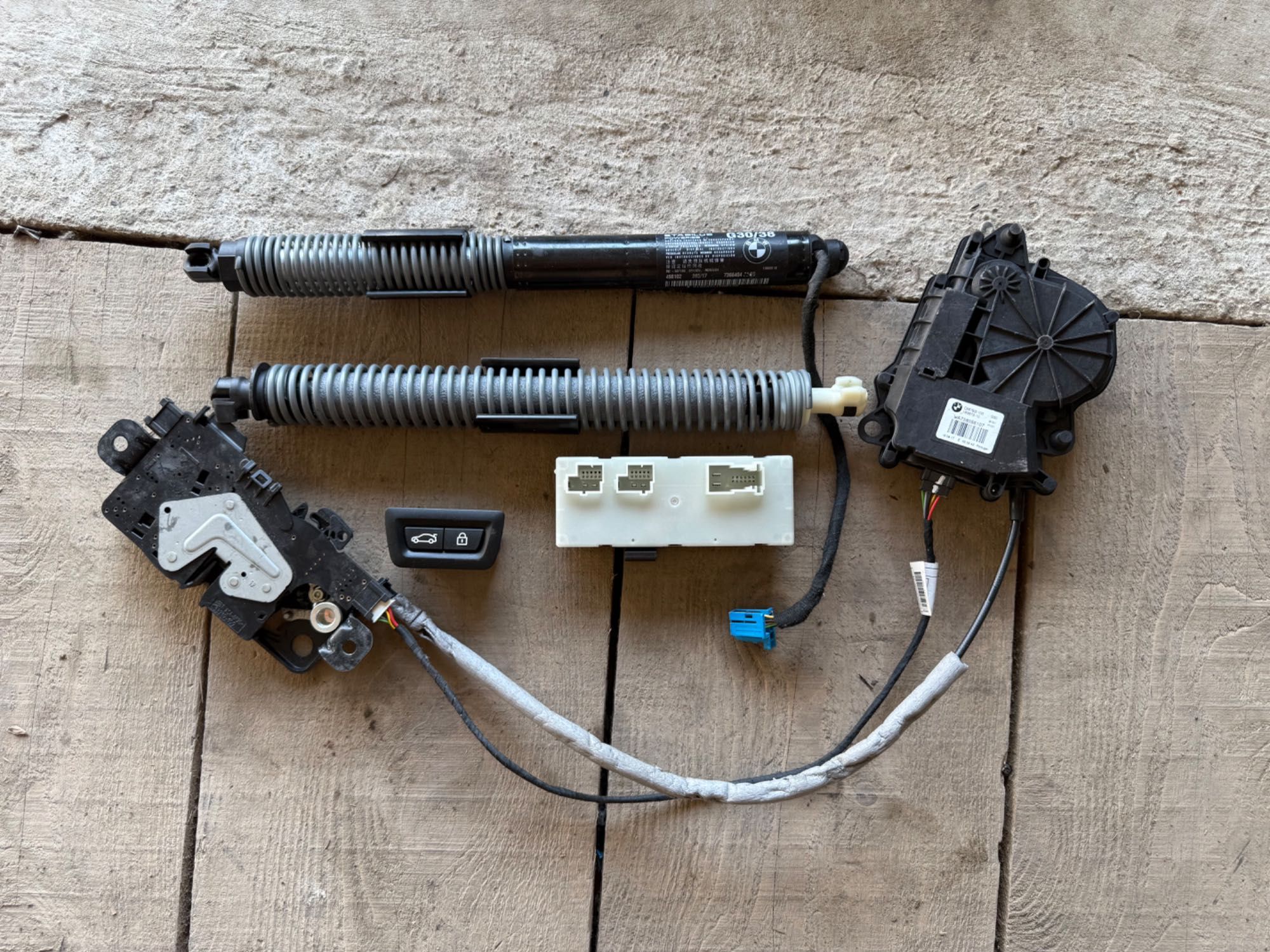 Kit retrofit haion electric Bmw 5 Series G30