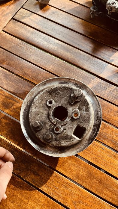 Vand tamburi de frana fara/spate pentru Vespa clasica 10 inchi