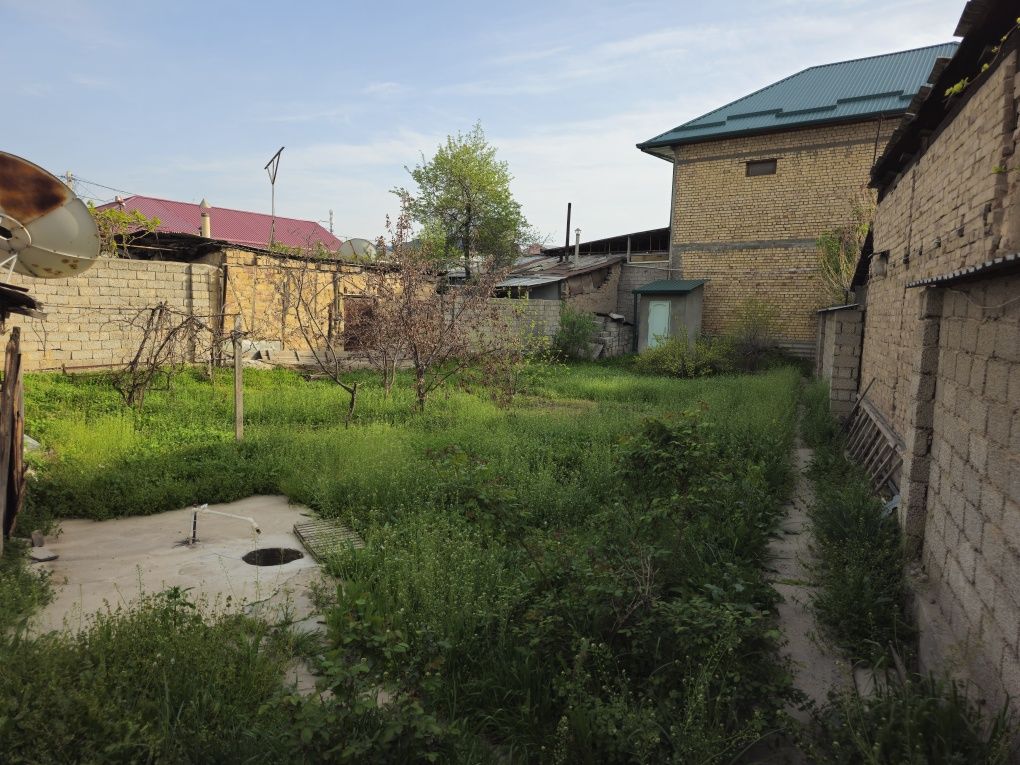 СРОЧНО продаётся СВОЙ  участок 4.4 сотки. Азербайджанский центр