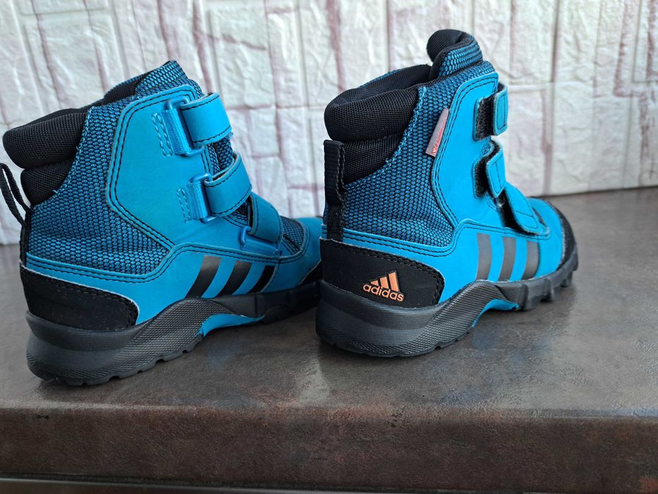 детски ботуши,зимни обувки,боти,апрески,Adidas номер26 за момче,адид