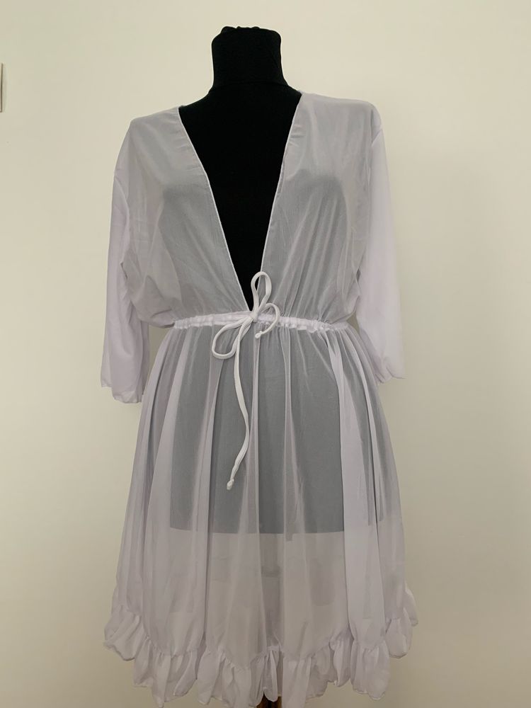 Rochie de plaja alba