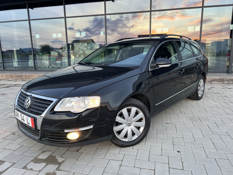 Volkswagen~Passat~Break~1.9 TDI ~ Recent~ Adus~ Din~Germania