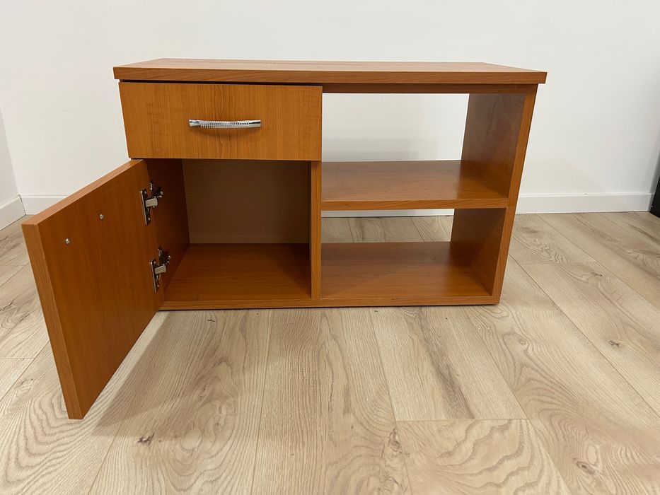 Vind comodă tv/ noptieră /dulap mic