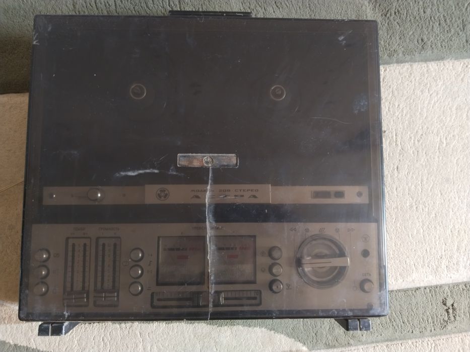 Катушечный магнитофон АСТРА 209