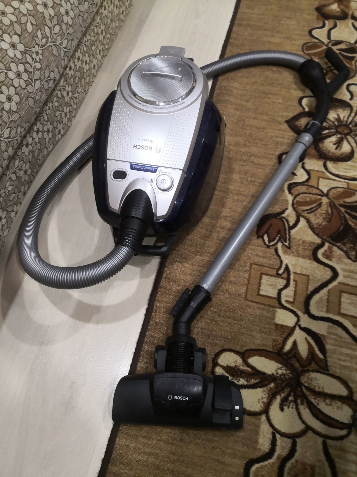 Прахосмукачка BOSCH Relaxx'x ProSilence plus