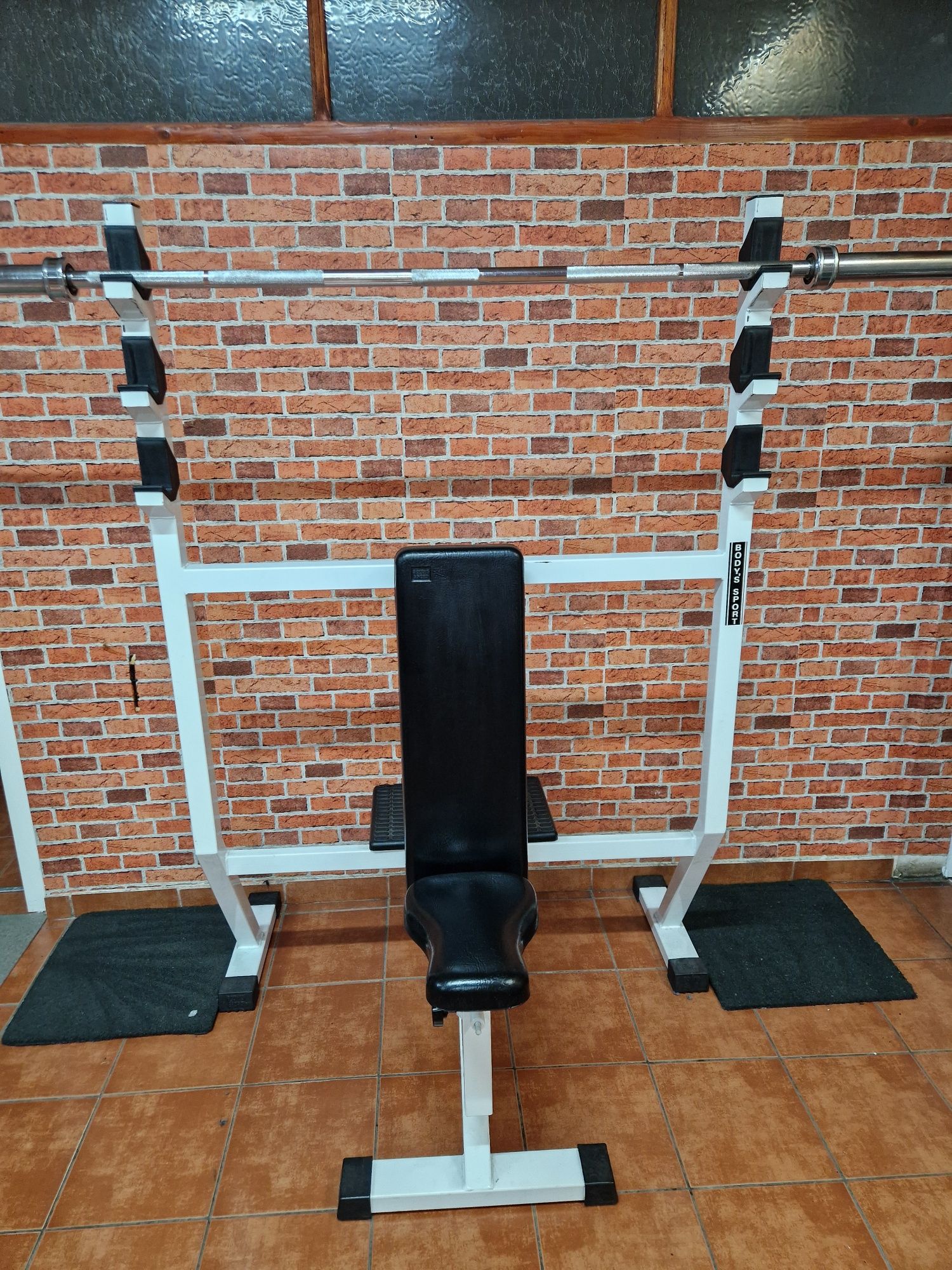 Vand sala de fitness complet utilata