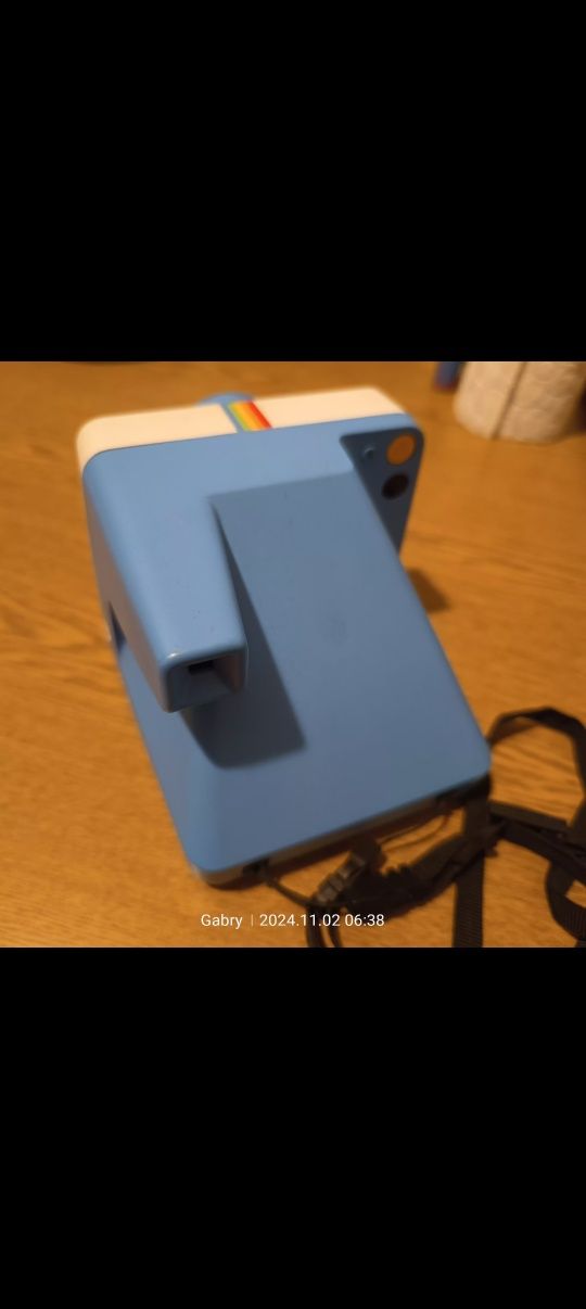 Моментен фотоапарат Polaroid Now