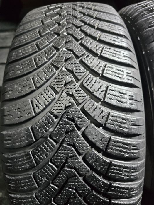 Anvelope 215/60 R16 FALKEN de iarna