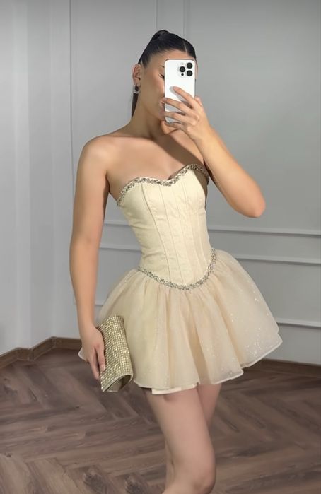 Продам платье классное