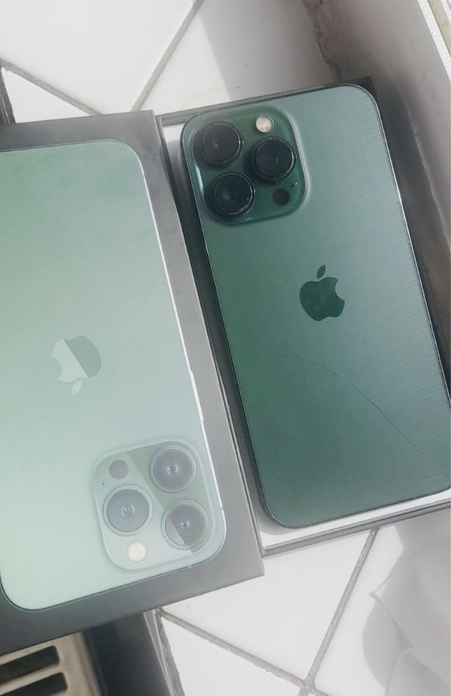 Iphone 13 pro green