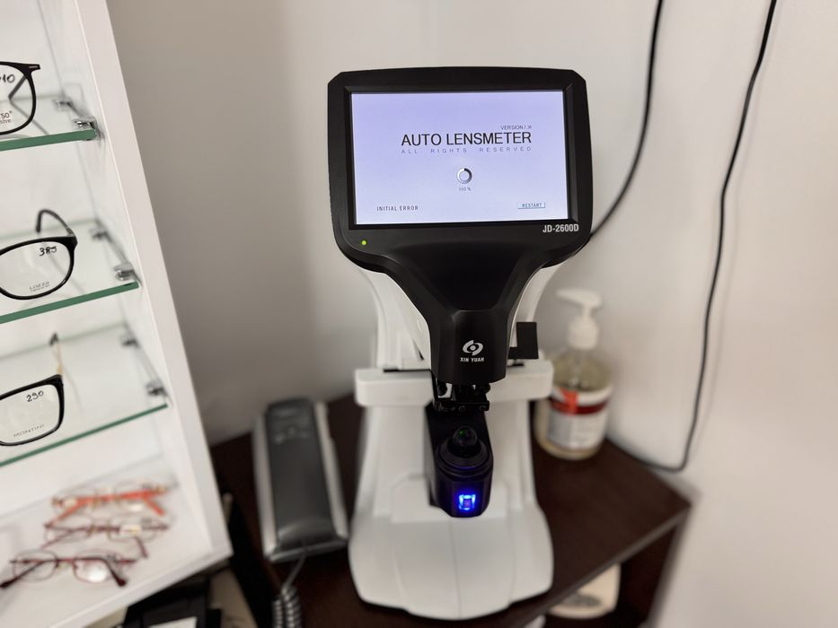 AutoLensmetru JD 2600 D, an 2023,impecabil