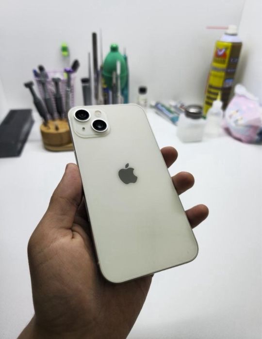 iPhone 13 в хорошем состоянии