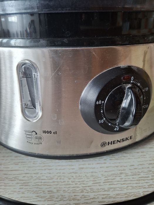 Продавам уред за готвене на пара