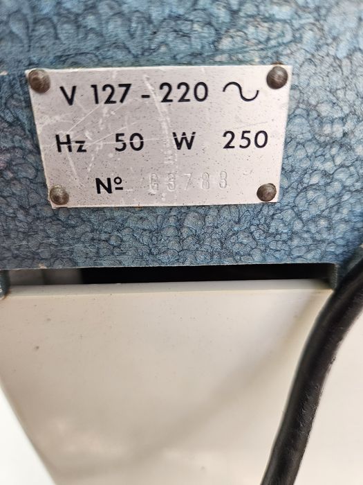 Зеленчукорезачка за стъргане на кашкавал и рязане на зеленчуци втора у