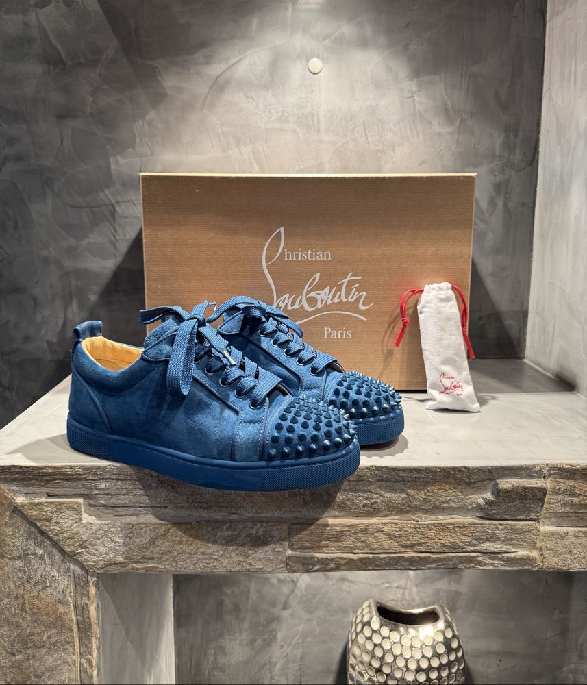 КАТО НОВИ Louboutin обувки 100% оригинални