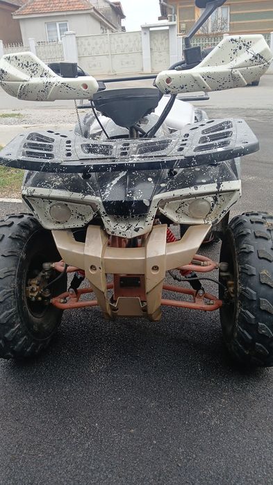 Vînd atv de 125cc