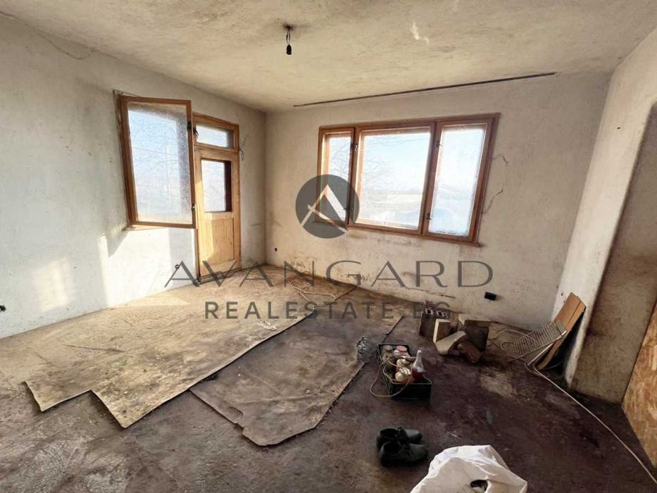 Продава се Къща в с. Скутаре, Област Пловдив - 184 кв.м за 693 €/кв.м - Снимка #2