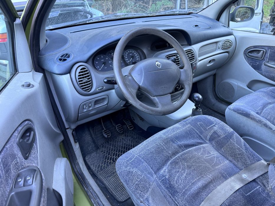 Renault Megane Scenik 1.9dci 2002г На Части