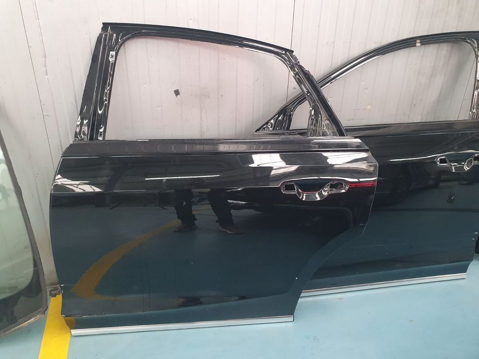 Far full led matrix usi stanga audi a8 2020 senzor radar spate tiguan