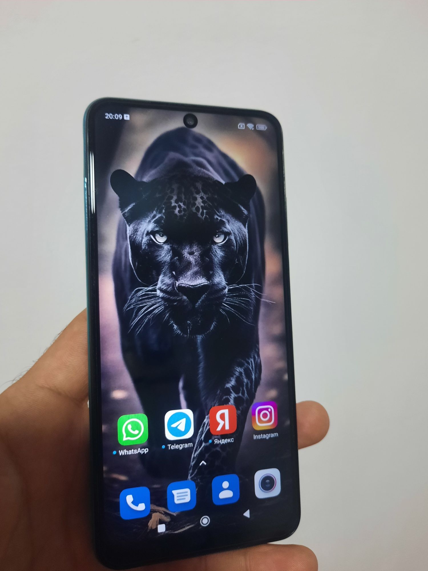 Мобил телефони сотилади Redmi not 10