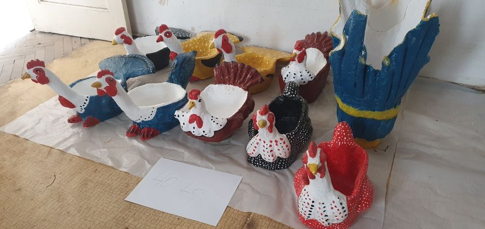 Decoratiuni gradina din ciment, ciuperci, ghiveci gainuse