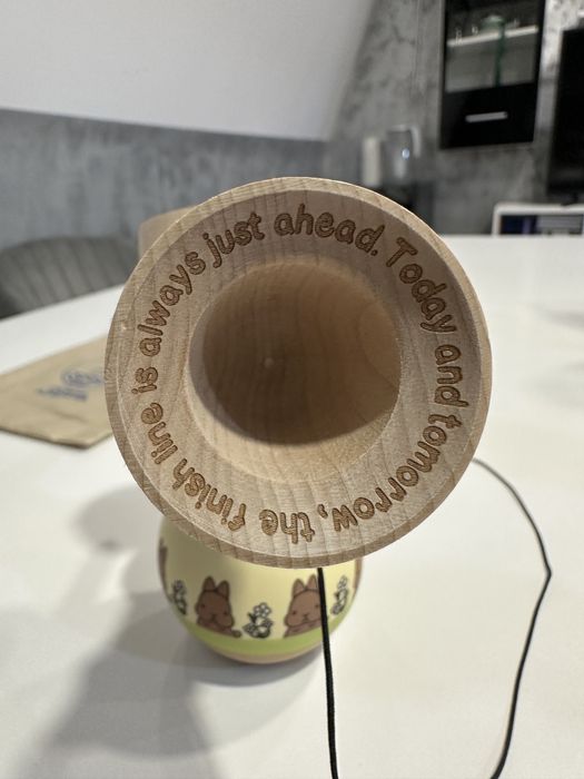 Vând Kendama Cereal UNO Mod v2 Rethink Shape (nu sweets, europe, krom)