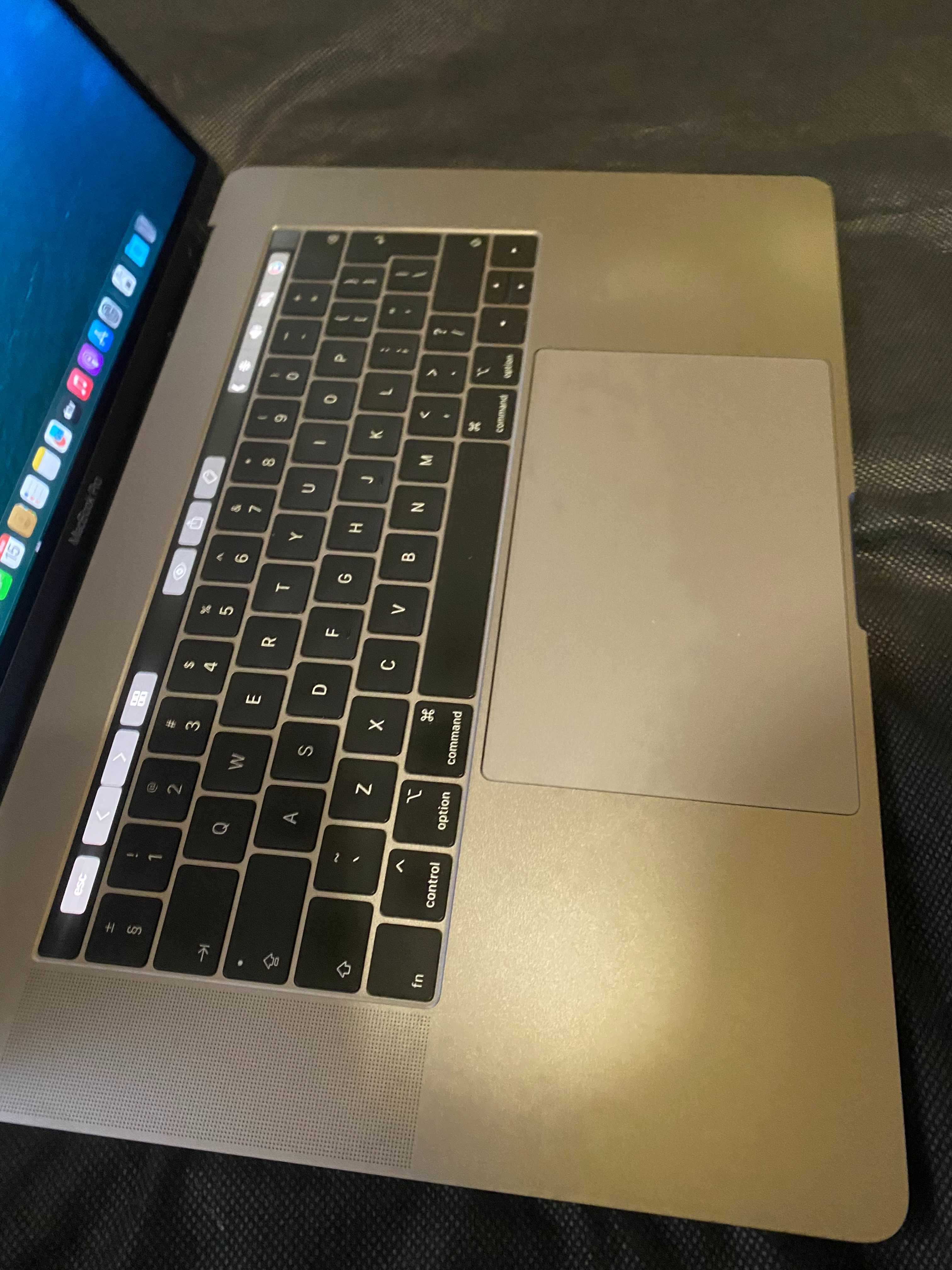 15" 6-core i7 MacBook Pro А1990 Touch/Mid-2018/-i7/16GB RAM/512GB SSD