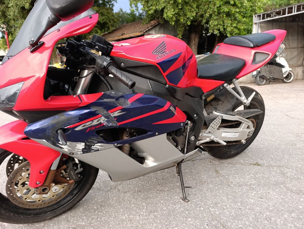 Honda cbr 1000rr 2005