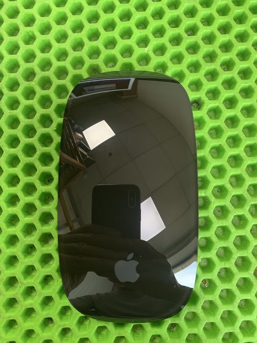 Apple Magic Mouse 2 black.