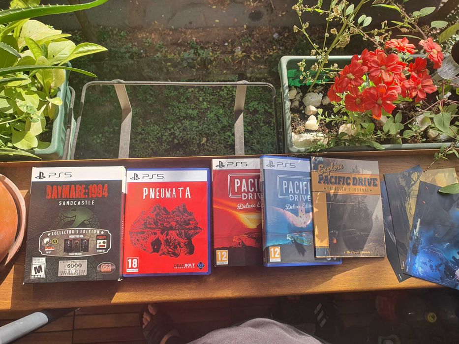 Vand 3 jocuri pentru consola ps5
