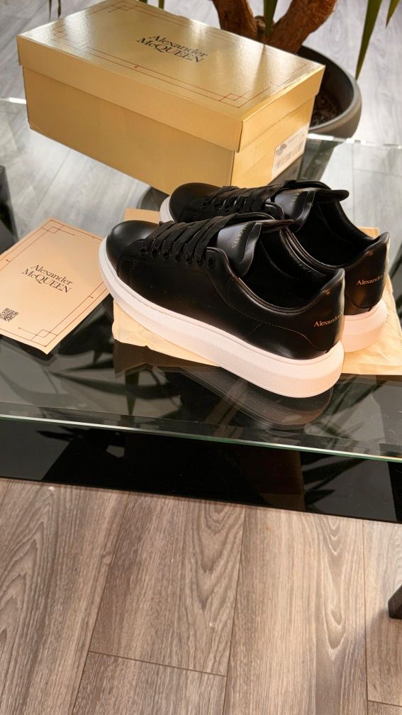 Alexander McQueen Sneakers (nu Nike,Adidas,LV,Dior,Gucci)