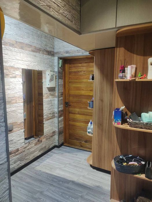 Продается 2-х комнатная квартира в Янгихаётском районе