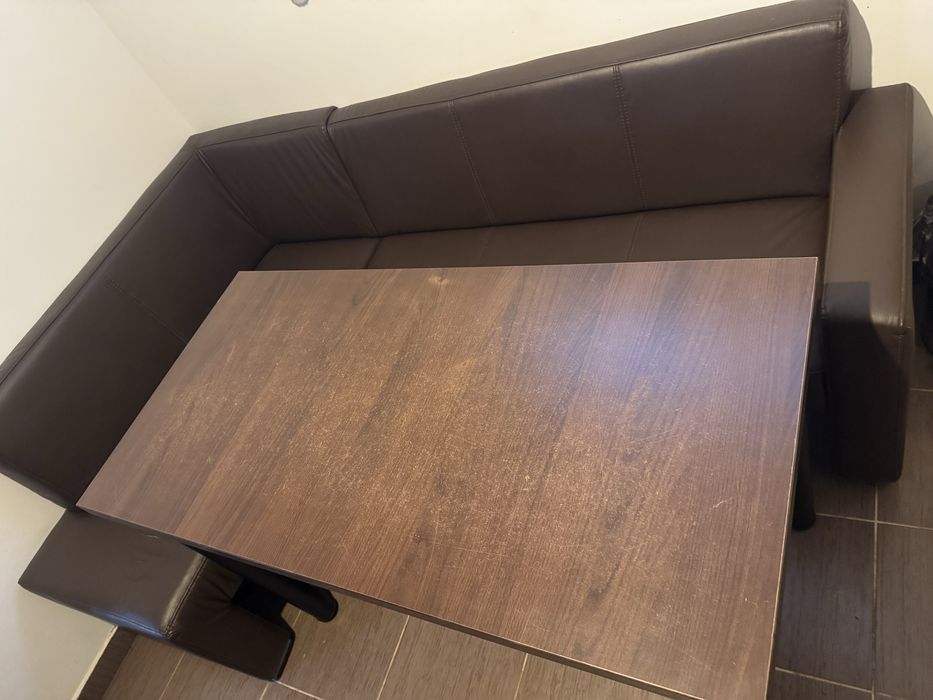 Masa bucatarie si coltar