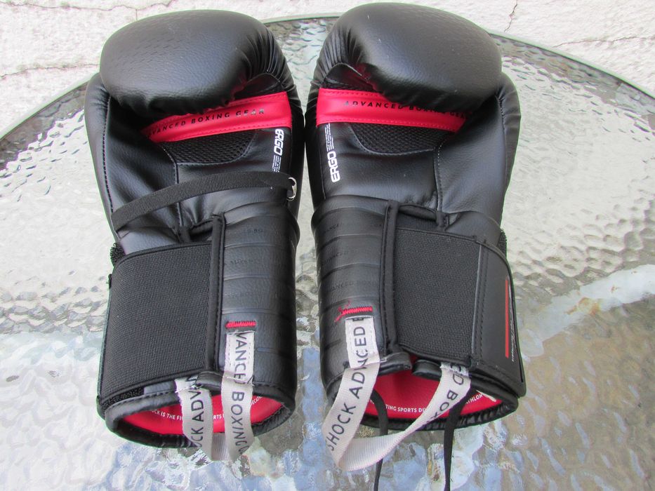 Боксови ръкавици Outshock BG500 Ergo 2.0