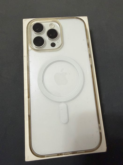 Iphone 16 pro max 100% baterie