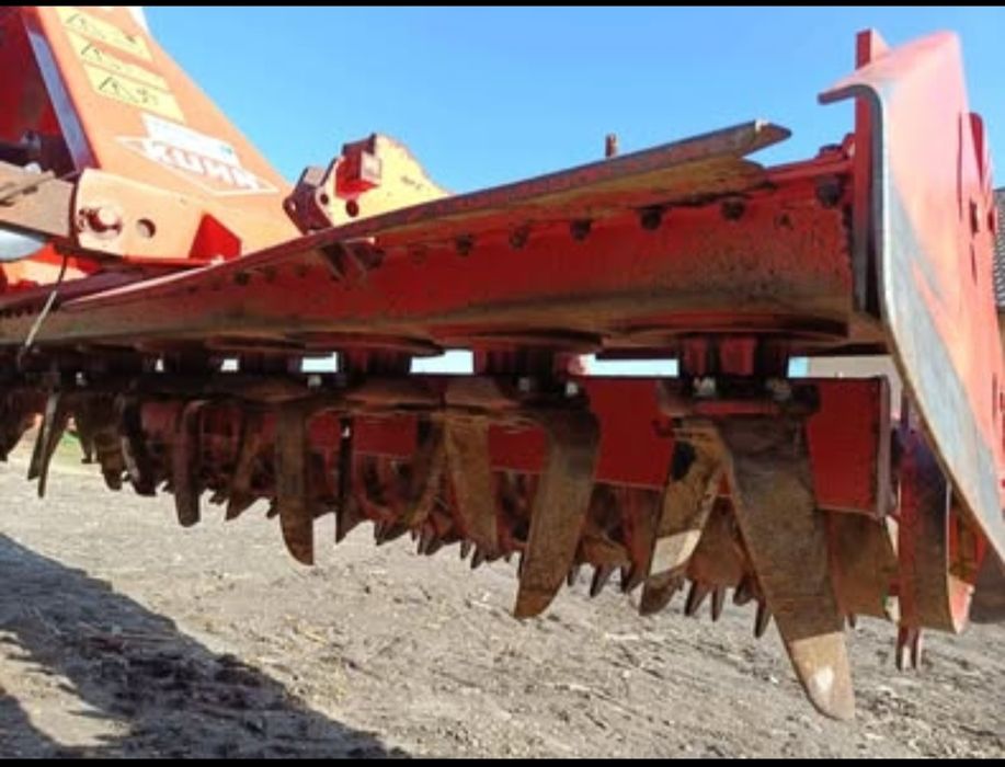 Freză grapa rotativa Kuhn 302