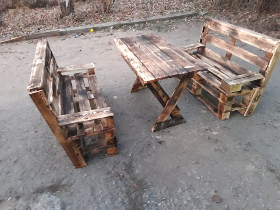 Уличная мебель ручной работы из паллет