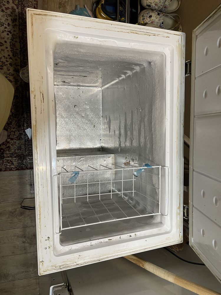 Продам морозильную камеру