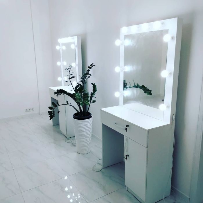 Визажные столики