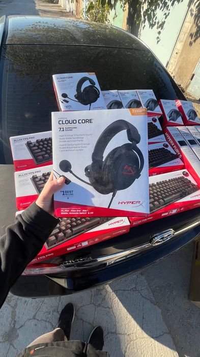 Продам наушники hyper x б/у