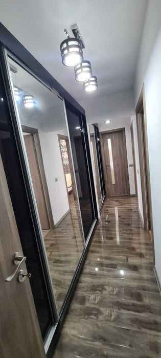 Vand Aparmament 3 camere