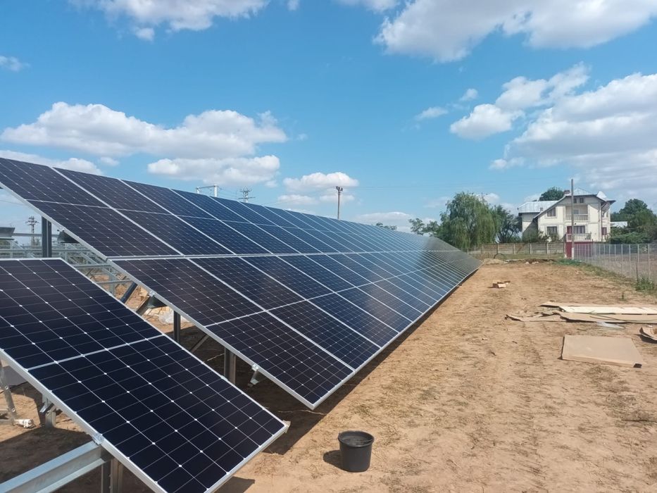 Sistem complet de montaj pentru 6-8 panouri foto-voltaice