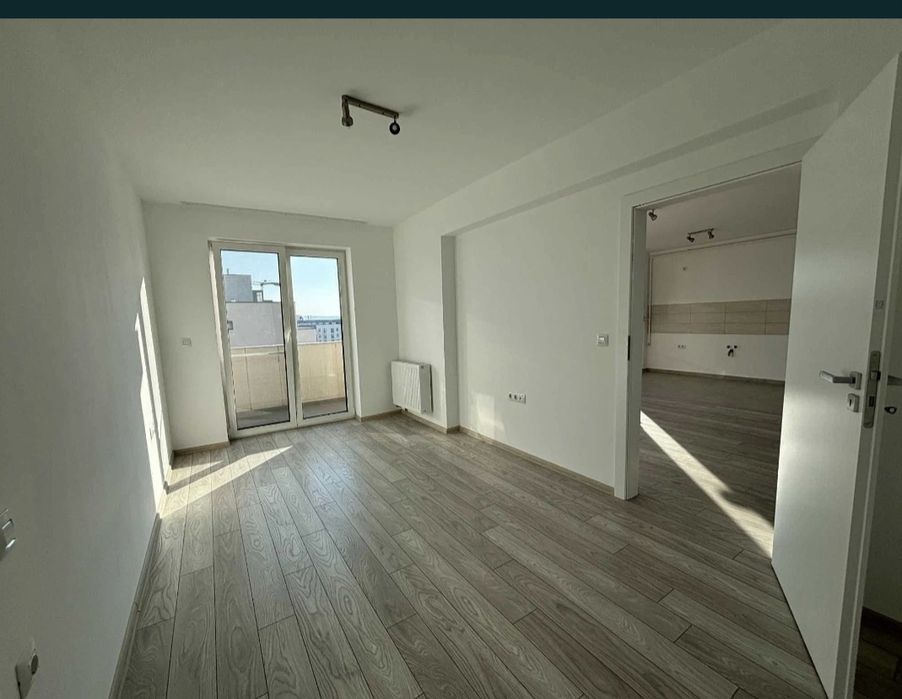 Vand apartament 2 camere, confort 1, etaj 6,(10) bloc nou, Maurer!
