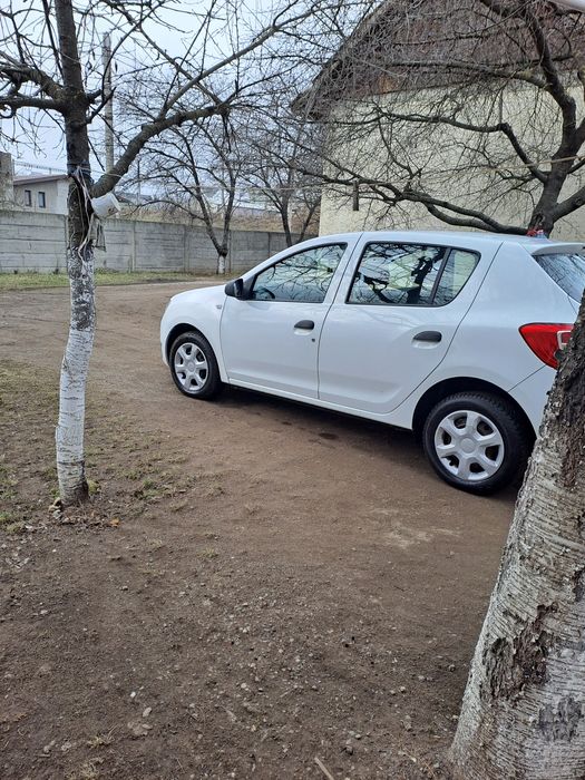 Vând Dacia sandero an 2013  motor 1,2 benzina plus gpl